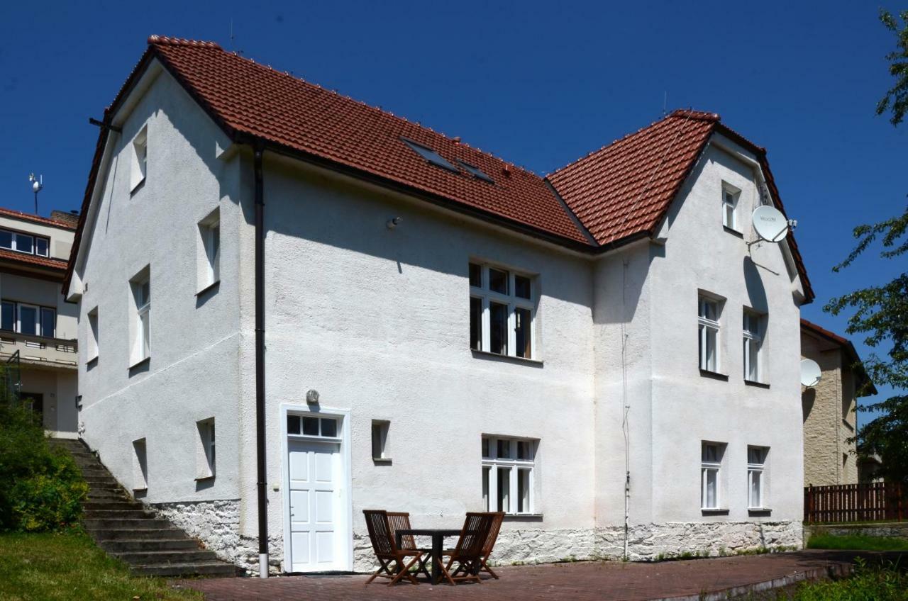 Station House Loft Apartment Obratan Exterior photo
